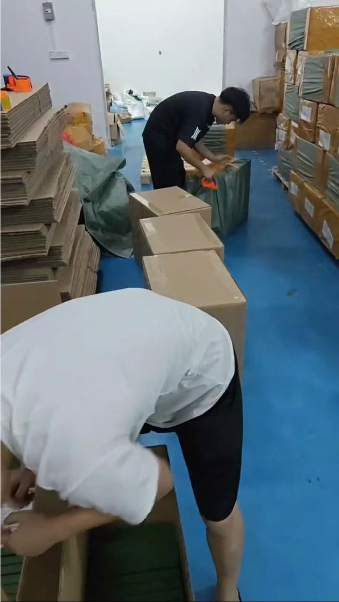 Packing and shipping support for wholesale watch orders